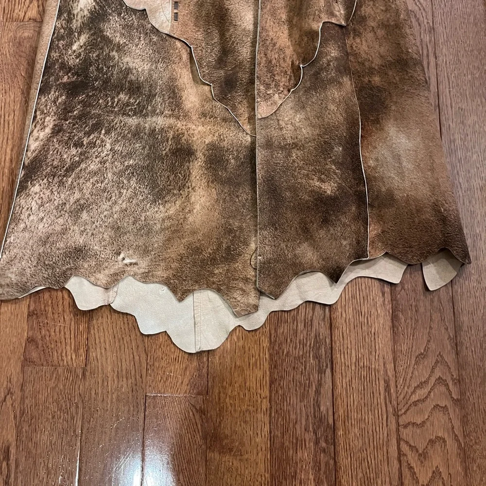 Penny Lane Rodeo-Ready Vintage Levinson
Leather Coat - NFR Statement Piece - Picture 13 of 15